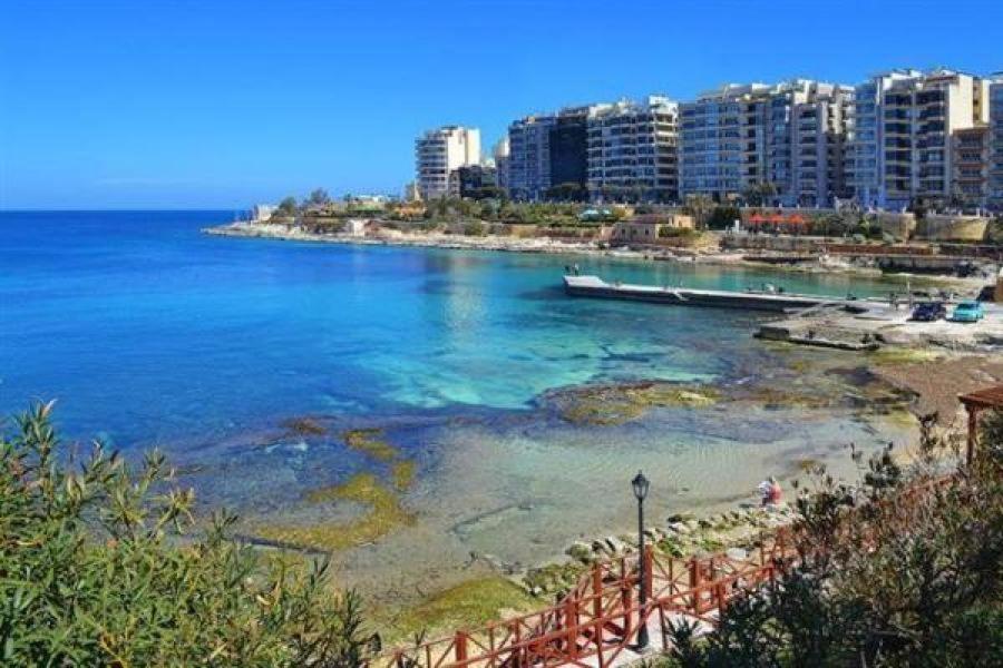 Luxury Apartment With Valletta And Harbour Views Слима Екстериор снимка