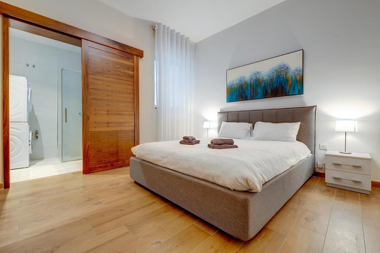 Luxury Apartment With Valletta And Harbour Views Слима Екстериор снимка